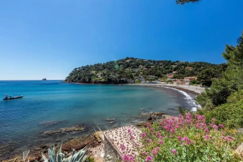 Holiday home Maison Bois Atypique La Seyne-sur-Mer