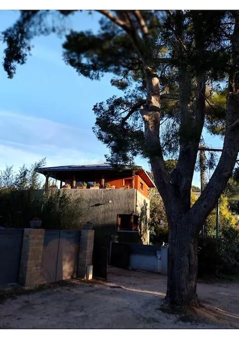 Holiday home Maison Bois Atypique La Seyne-sur-Mer France